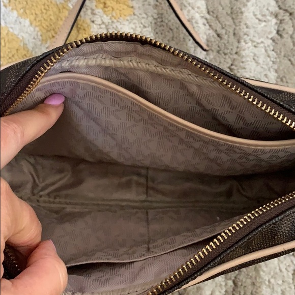 Purse - Picture 2 of 2